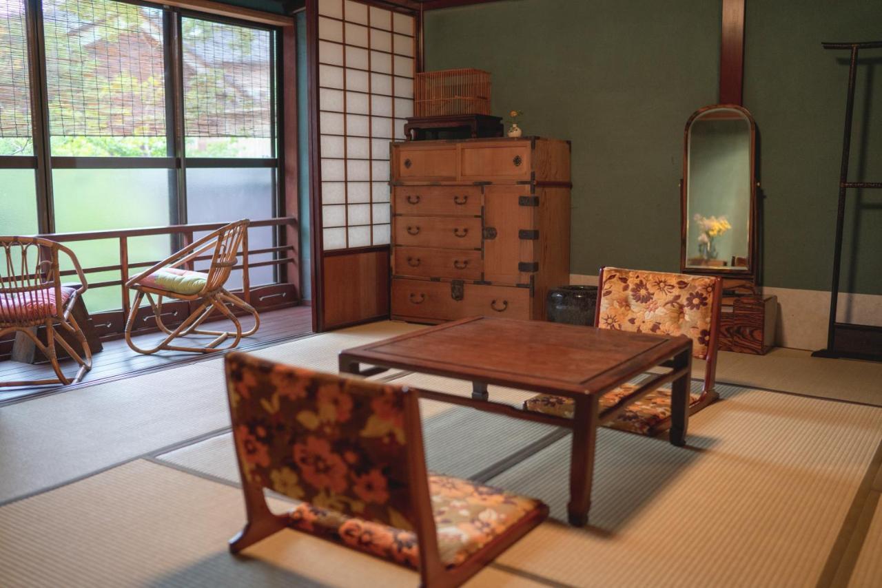 Machiya Guest House Carta Kanazawa Exteriör bild